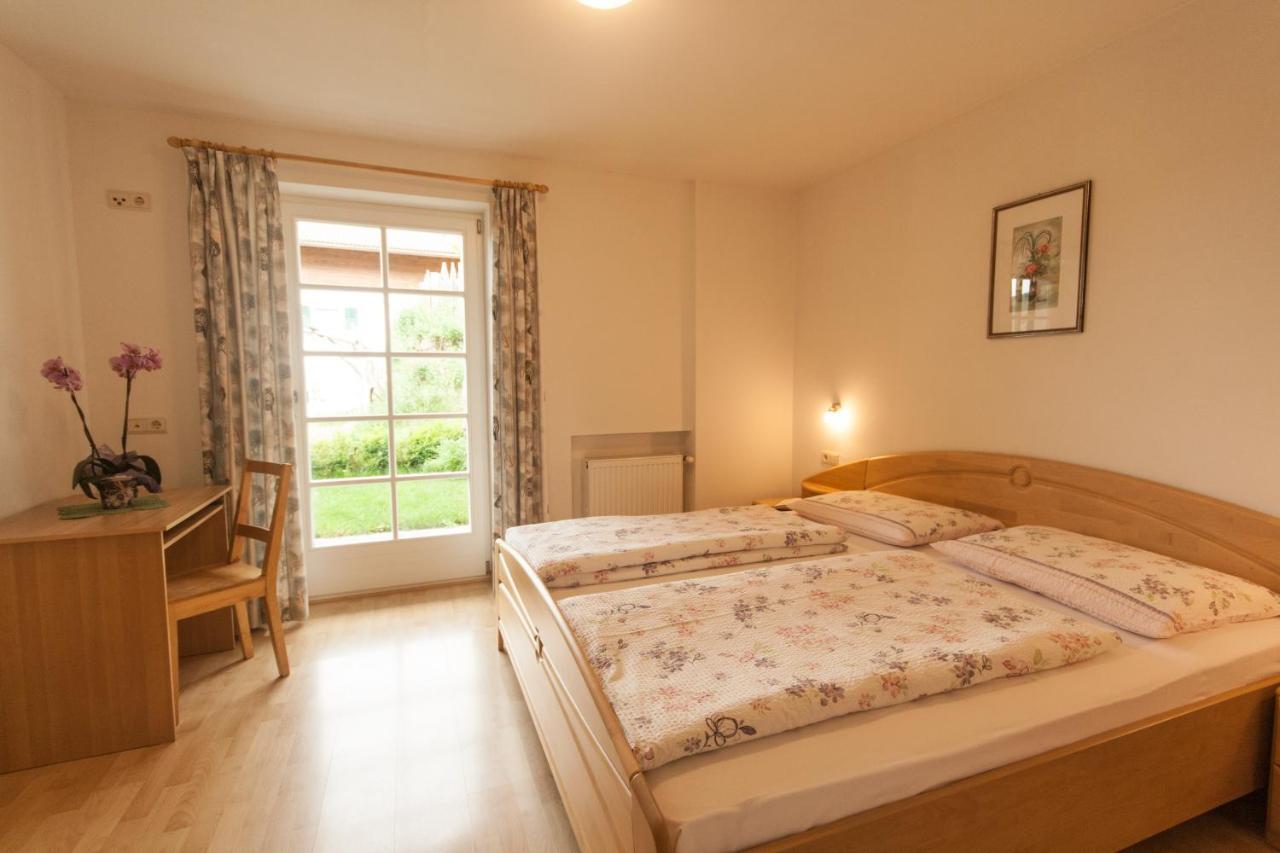 Hofer Hof Apartment Кастелрото Екстериор снимка